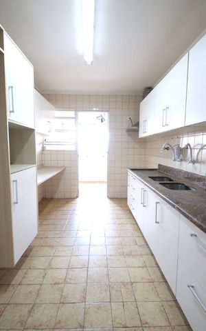Apartamento à venda com 89m², 2 quartos e 1 vagaCozinha