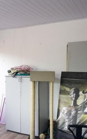 Casa à venda com 300m², 2 quartos e 3 vagasEscritório