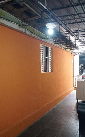 Casa à venda com 300m², 2 quartos e 3 vagasGaragem