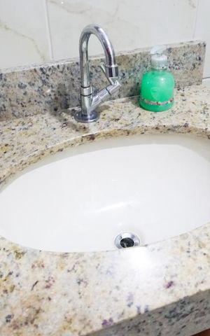 Casa à venda com 300m², 2 quartos e 3 vagasBanheiro Social