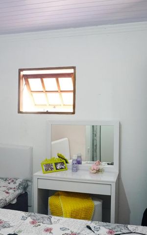 Casa à venda com 300m², 2 quartos e 3 vagasSuíte 2