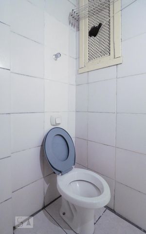 Studio à venda com 24m², 1 quarto e sem vaga Studio à venda com 24m², 1 quarto e sem vagaBanheiro