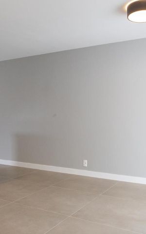 Apartamento à venda com 72m², 2 quartos e 2 vagas Apartamento à venda com 72m², 2 quartos e 2 vagasSala