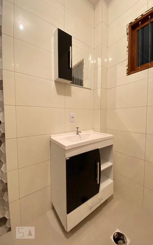 Apartamento à venda com 72m², 2 quartos e 1 vaga Apartamento à venda com 72m², 2 quartos e 1 vagaBanheiro