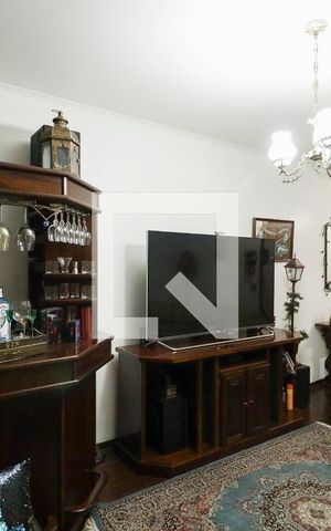 Casa para alugar com 169m², 3 quartos e 2 vagasSala
