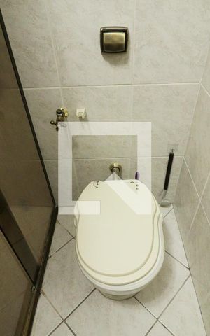 Casa para alugar com 169m², 3 quartos e 2 vagasBanheiro da Suíte