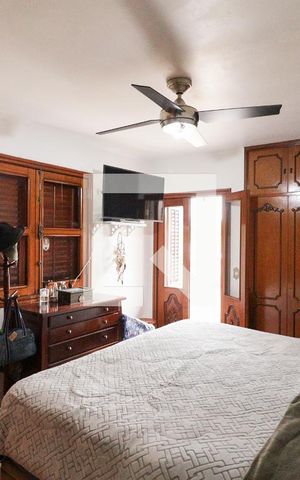 Casa para alugar com 169m², 3 quartos e 2 vagasSuíte