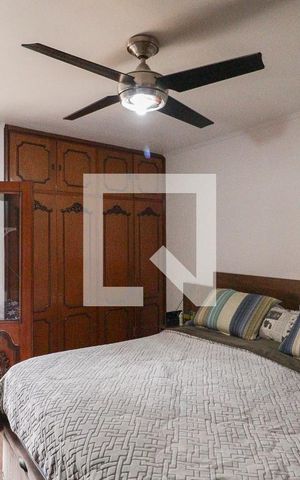 Casa para alugar com 169m², 3 quartos e 2 vagasSuíte