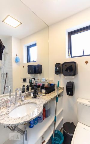 Studio à venda com 22m², 1 quarto e sem vagaBanheiro