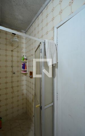 Casa à venda com 170m², 3 quartos e 3 vagasBanheiro da Suíte