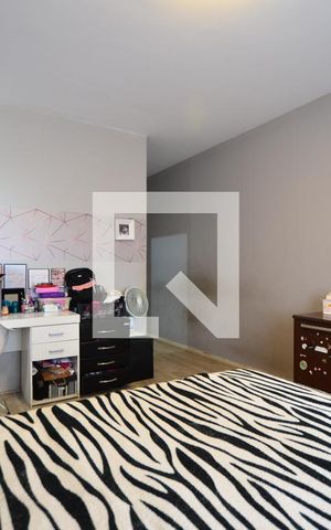 Casa à venda com 170m², 3 quartos e 3 vagasSuíte