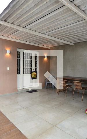 Casa à venda com 170m², 3 quartos e 3 vagasTerraço