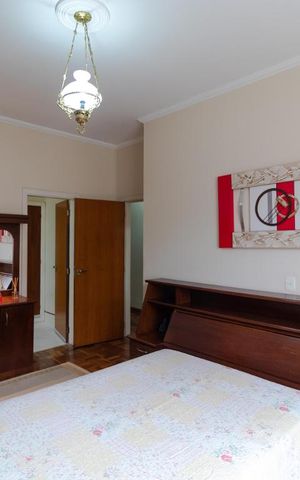 Casa à venda com 400m², 5 quartos e 4 vagas Casa à venda com 400m², 5 quartos e 4 vagasSuíte 01