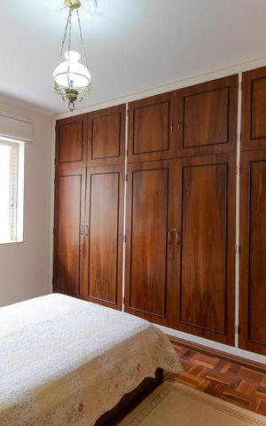 Casa à venda com 400m², 5 quartos e 4 vagas Casa à venda com 400m², 5 quartos e 4 vagasSuíte 01