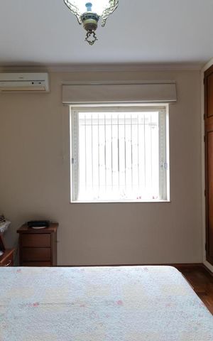 Casa à venda com 400m², 5 quartos e 4 vagas Casa à venda com 400m², 5 quartos e 4 vagasSuíte 01