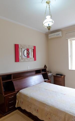 Casa à venda com 400m², 5 quartos e 4 vagas Casa à venda com 400m², 5 quartos e 4 vagasSuíte 01
