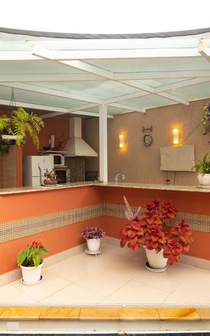 Casa à venda com 400m², 5 quartos e 4 vagas Casa à venda com 400m², 5 quartos e 4 vagasChurrasqueira