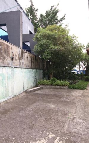 Casa à venda com 476m², 3 quartos e 3 vagasQuintal