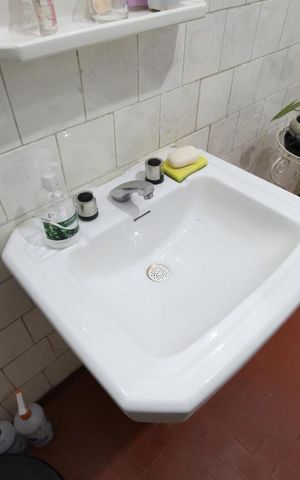 Casa à venda com 476m², 3 quartos e 3 vagasBanheiro 2