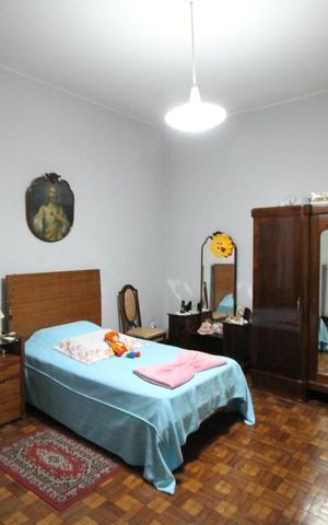Casa à venda com 476m², 3 quartos e 3 vagasQuarto1
