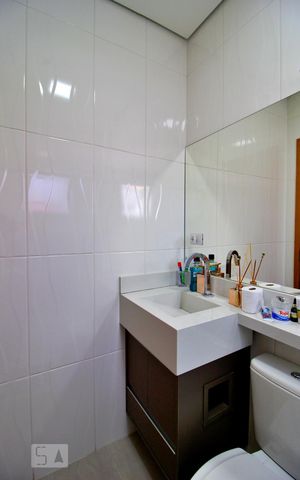 Apartamento à venda com 110m², 2 quartos e 2 vagasBanheiro da Suíte