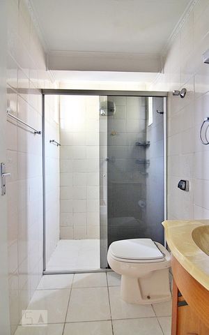 Apartamento à venda com 70m², 2 quartos e 1 vagaBanheiro 