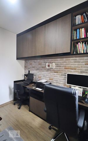 Apartamento à venda com 180m², 4 quartos e 3 vagasEscritório