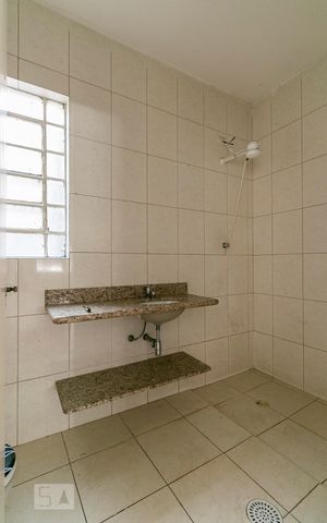 Apartamento à venda com 84m², 2 quartos e sem vagaBanheiro