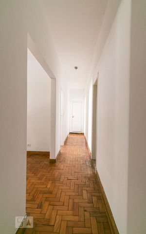Apartamento à venda com 84m², 2 quartos e sem vagaCorredor