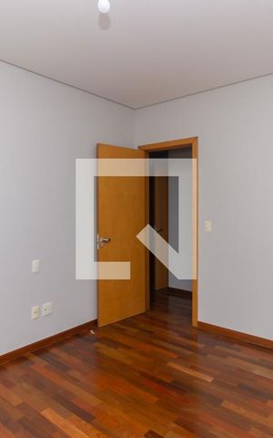 Apartamento à venda com 433m², 4 quartos e 5 vagas Apartamento à venda com 433m², 4 quartos e 5 vagasSuíte 2