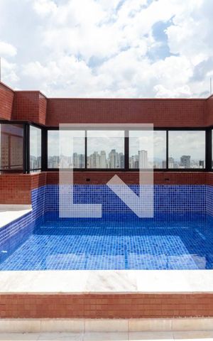 Apartamento à venda com 433m², 4 quartos e 5 vagas Apartamento à venda com 433m², 4 quartos e 5 vagasPiscina Cobertura