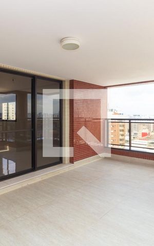 Apartamento à venda com 433m², 4 quartos e 5 vagas Apartamento à venda com 433m², 4 quartos e 5 vagasVaranda da Sala