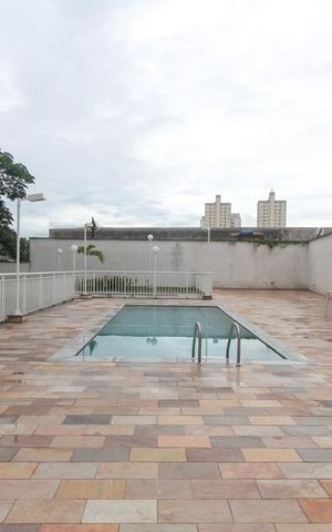 Apartamento para alugar com 50m², 2 quartos e 1 vaga Apartamento para alugar com 50m², 2 quartos e 1 vagaÁrea comum - Piscina