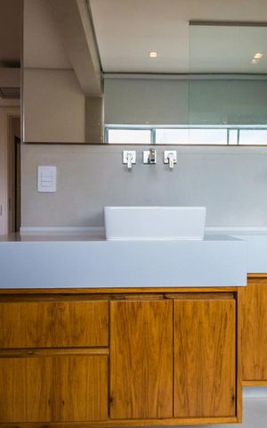 Apartamento à venda com 68m², 2 quartos e 1 vaga Apartamento à venda com 68m², 2 quartos e 1 vagaBanheiro da Suíte