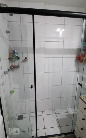 Apartamento à venda com 73m², 2 quartos e 1 vaga Apartamento à venda com 73m², 2 quartos e 1 vagaBanheiro da Suíte 1