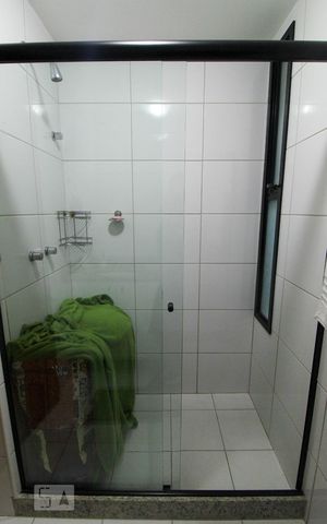 Apartamento à venda com 73m², 2 quartos e 1 vaga Apartamento à venda com 73m², 2 quartos e 1 vagaBanheiro da Suíte 2