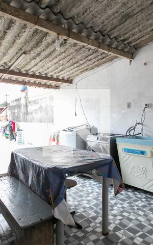 Casa à venda com 125m², 2 quartos e 2 vagas Casa à venda com 125m², 2 quartos e 2 vagasÁrea de Serviço