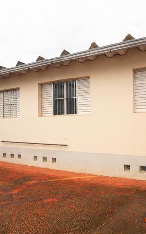 Studio para alugar com 30m², 1 quarto e sem vaga Studio para alugar com 30m², 1 quarto e sem vagaFachada