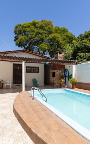 Casa à venda com 190m², 4 quartos e 8 vagas Casa à venda com 190m², 4 quartos e 8 vagasPiscina