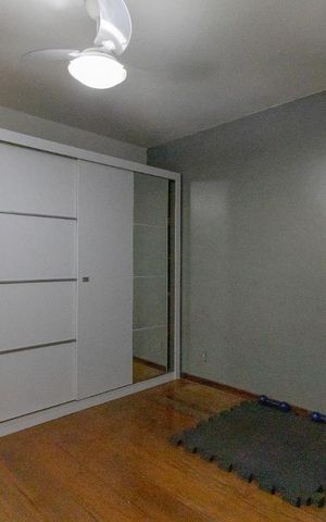 Casa à venda com 190m², 4 quartos e 8 vagas Casa à venda com 190m², 4 quartos e 8 vagasQuarto 2