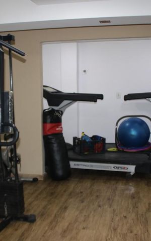 Apartamento à venda com 79m², 3 quartos e 1 vagaÁrea comum