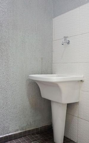 Casa de condomínio para alugar com 55m², 2 quartos e 1 vagaLavanderia