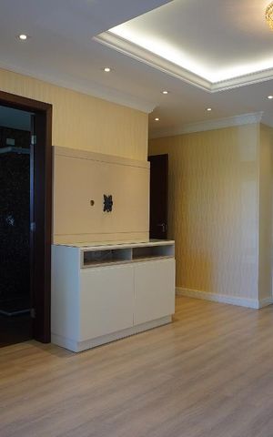 Casa à venda com 295m², 4 quartos e 4 vagasSuite