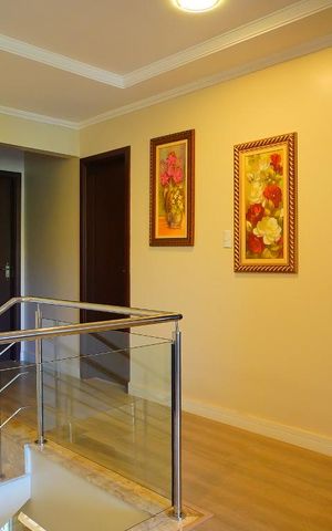 Casa à venda com 295m², 4 quartos e 4 vagasSala 2