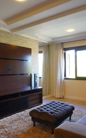 Casa à venda com 295m², 4 quartos e 4 vagasSala 2