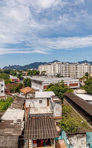 Apartamento à venda com 72m², 2 quartos e 2 vagas Apartamento à venda com 72m², 2 quartos e 2 vagasVista da Varanda do Quarto 1 e 2