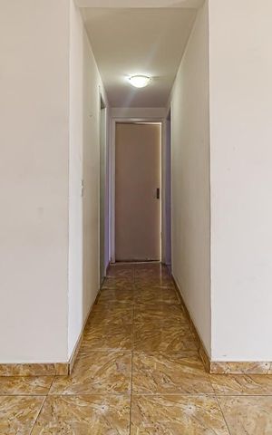 Apartamento à venda com 72m², 2 quartos e 2 vagas Apartamento à venda com 72m², 2 quartos e 2 vagasCorredor