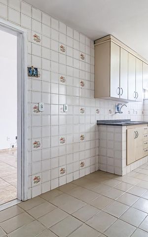 Apartamento à venda com 72m², 2 quartos e 2 vagas Apartamento à venda com 72m², 2 quartos e 2 vagasCozinhaCozinha