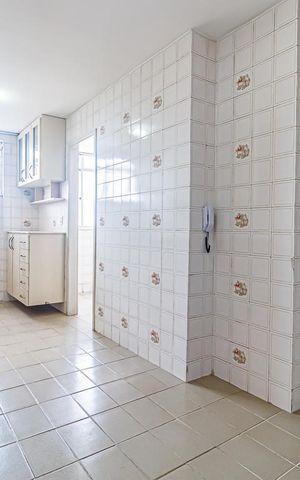 Apartamento à venda com 72m², 2 quartos e 2 vagas Apartamento à venda com 72m², 2 quartos e 2 vagasCozinha