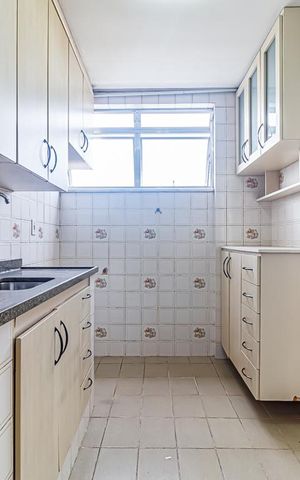 Apartamento à venda com 72m², 2 quartos e 2 vagas Apartamento à venda com 72m², 2 quartos e 2 vagasCozinha - Armários